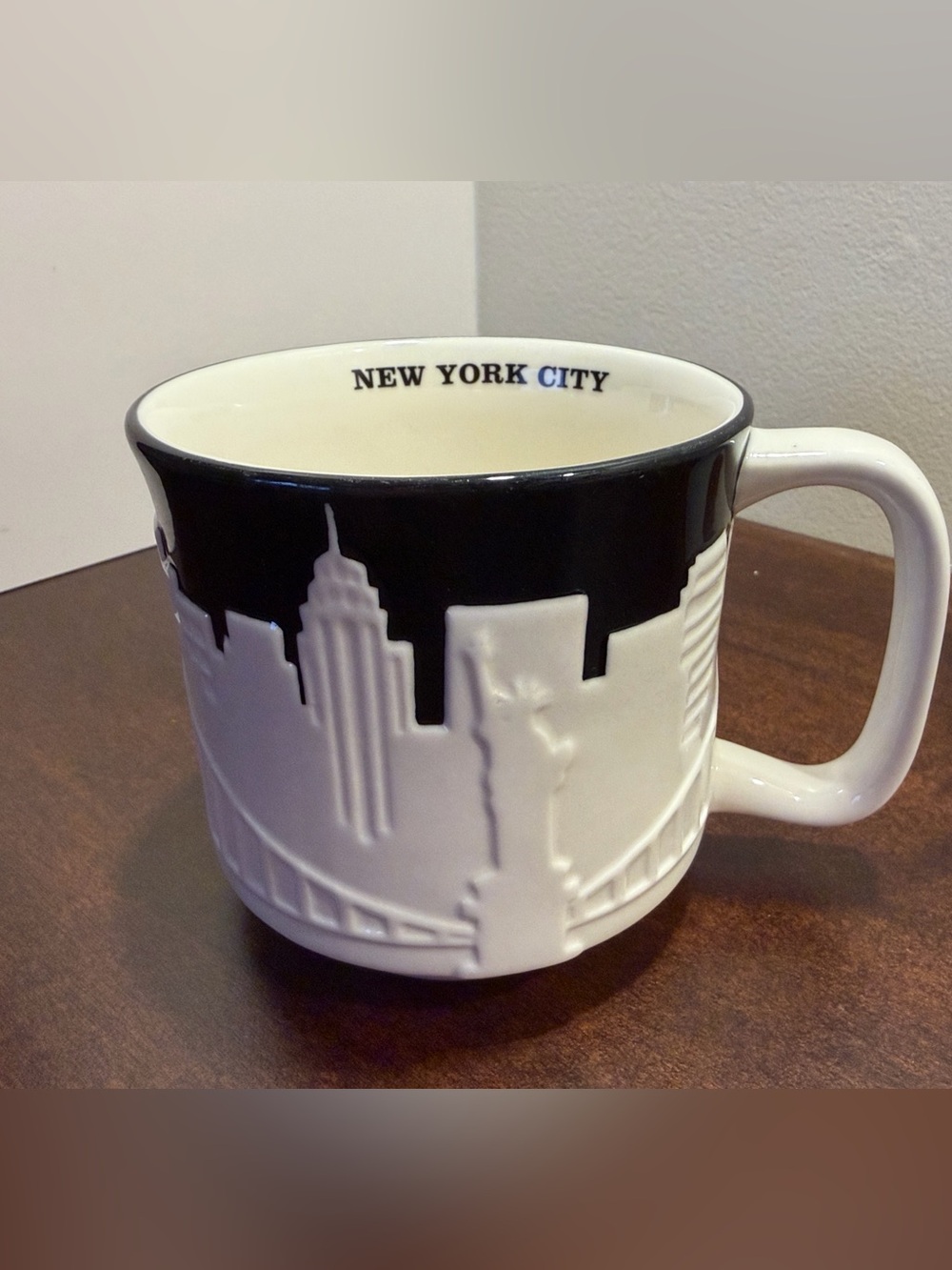 Starbucks 2010 New York City Skyline Collector’s Mug with Yellow Taxi